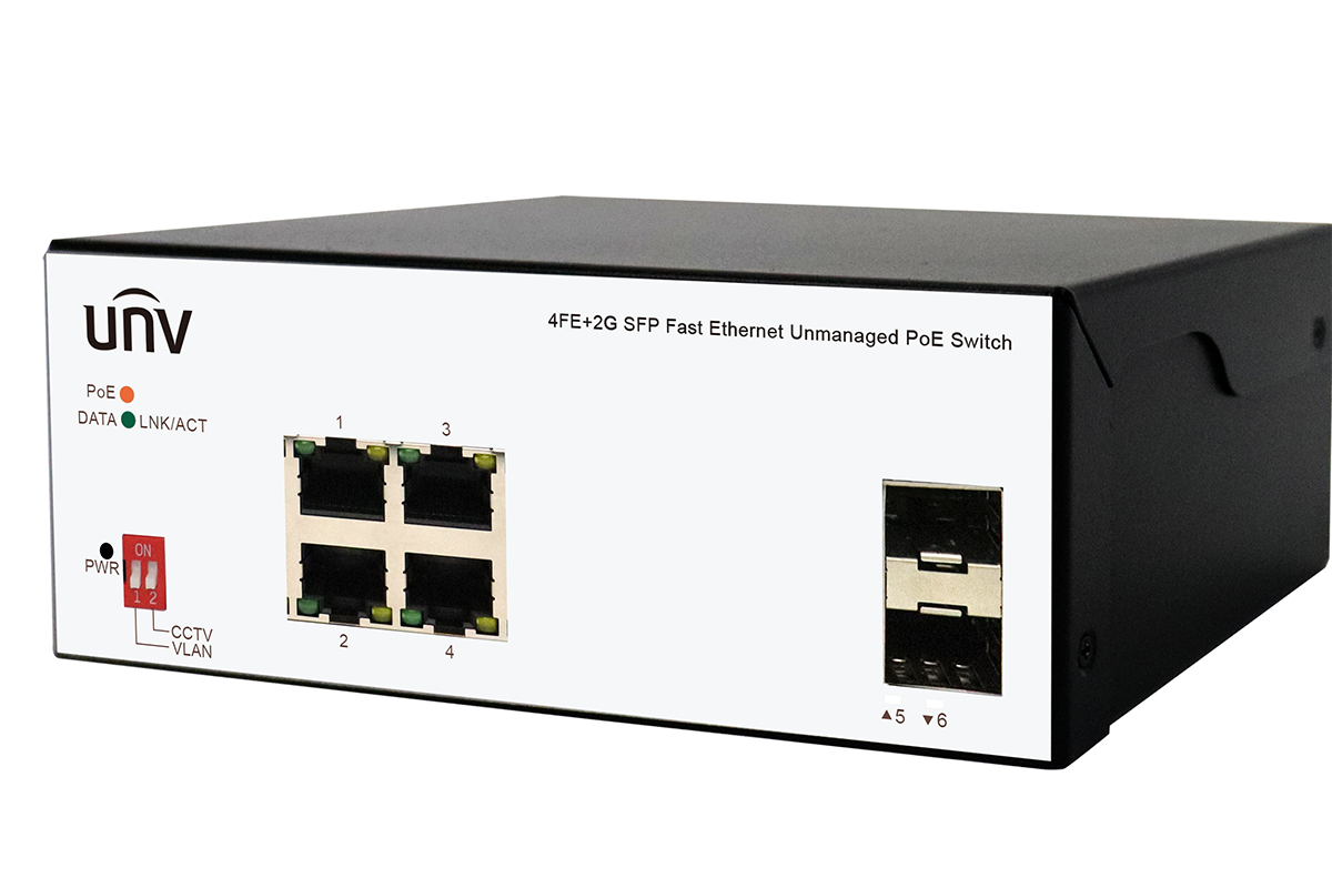 4 PoE პორტიანი სვიჩი 2 გიგაბიტი SFP აპლინკით (კვების ბლოკის გარეშე)